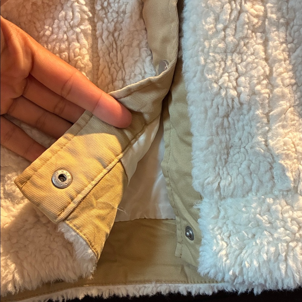 Universal Thread Off-White Teddy Jacket - Picture 3 of 10